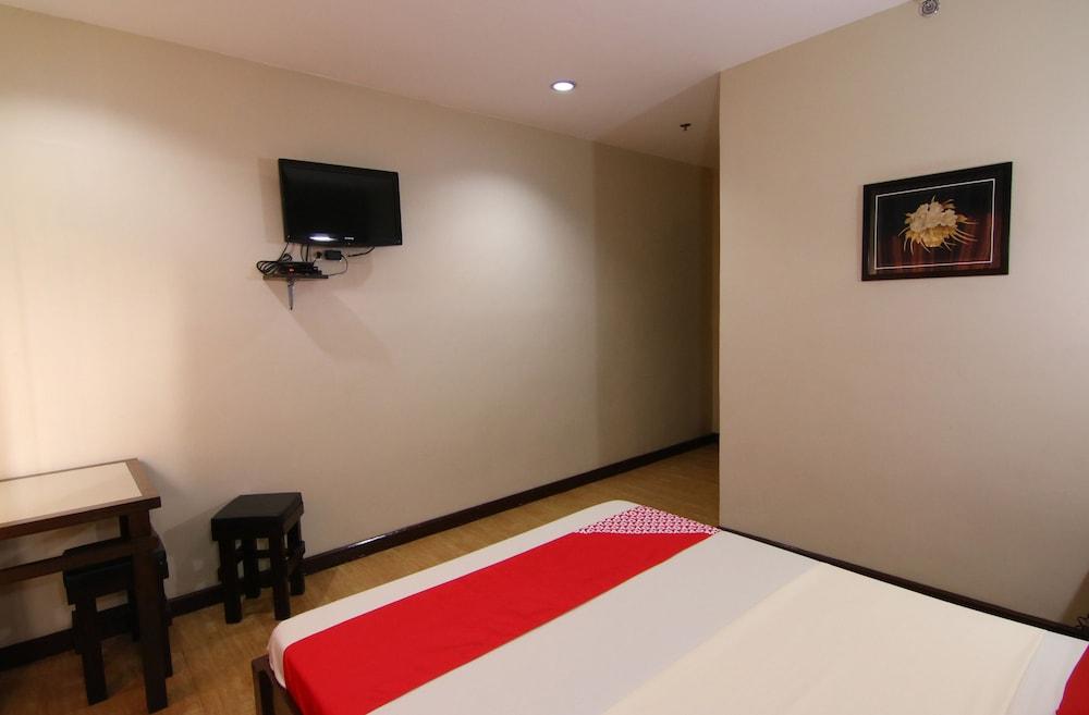 Hotel Oyo 110 Asiatel