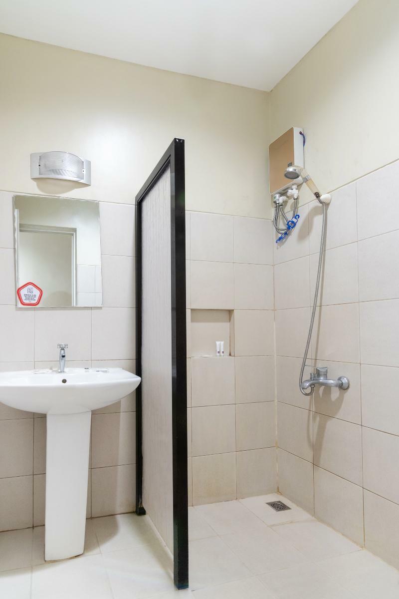 Oyo 110 Asiatel Hotel Pasay