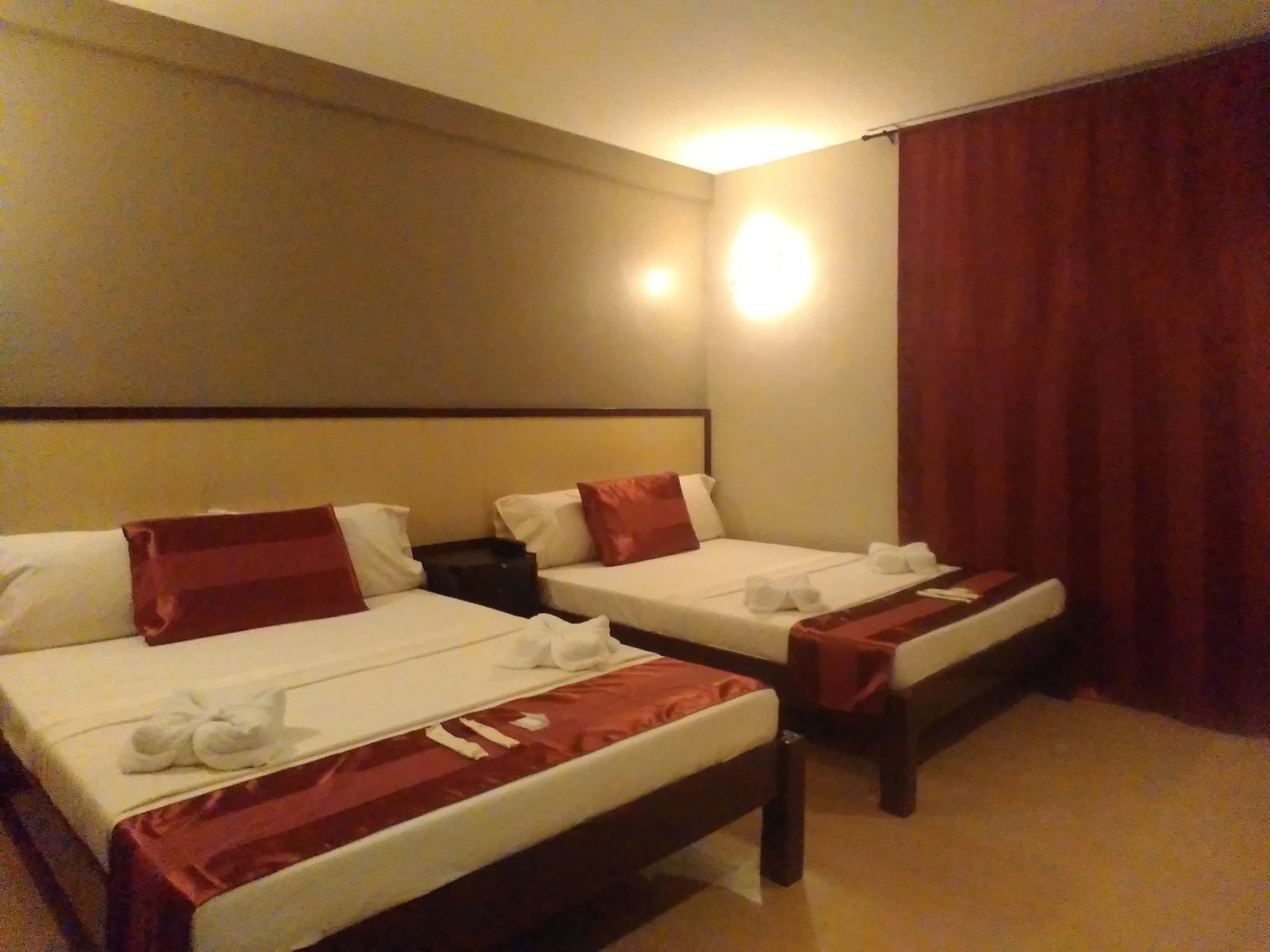 Oyo 110 Asiatel Hotel 3*