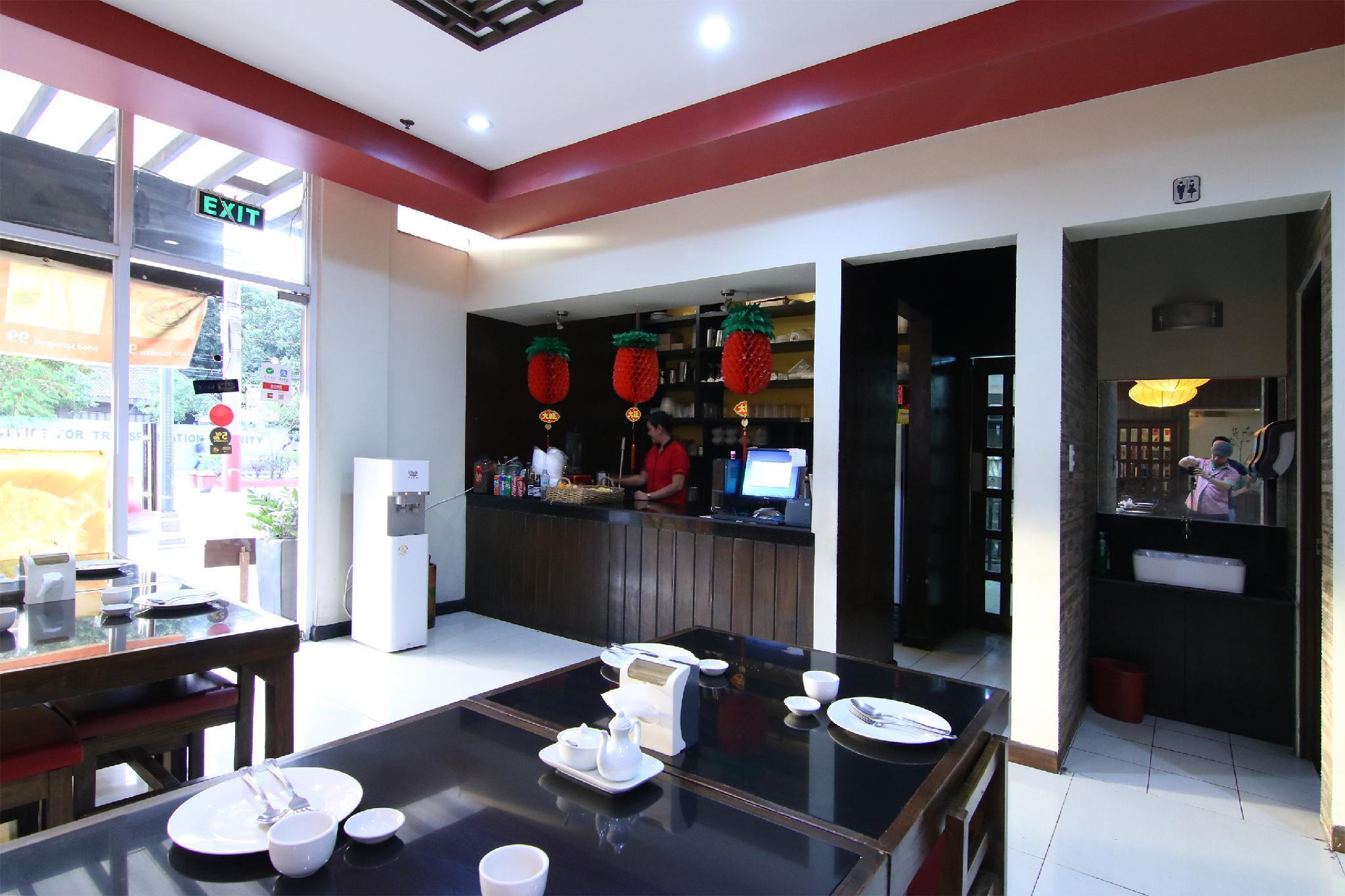 Oyo 110 Asiatel Hotel 3*